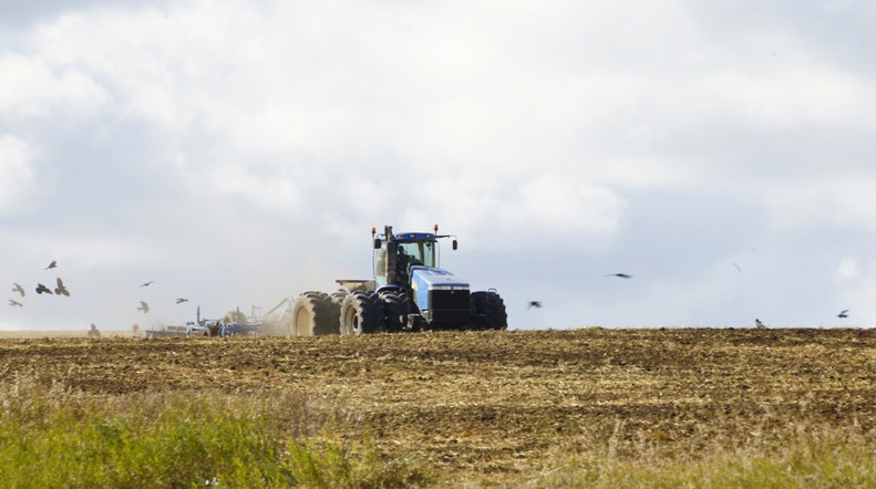 Программа "Знак земли": господдержка на ремонт и приобретение сельхозтехники