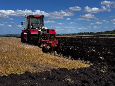 Пахарь из Минусинского муниципального округа стал лучшим в конкурсе профессионального мастерства