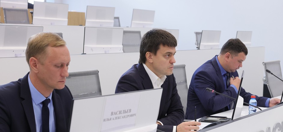 Обеспечить край зерном: Губернатор края провел совещание по уборочной кампании