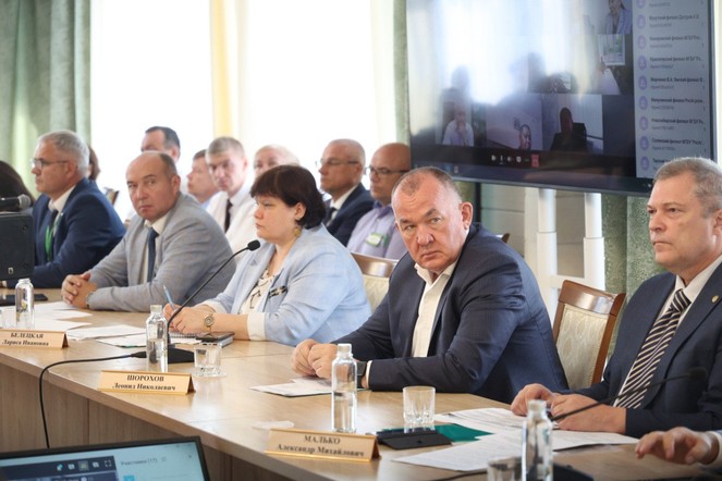 Делегация Красноярского края участвует в крупнейшем агрофоруме Сибири